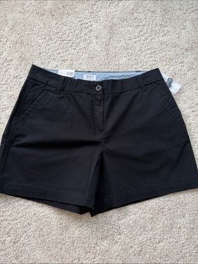 NWT Crown & Ivy Caroline Shorts